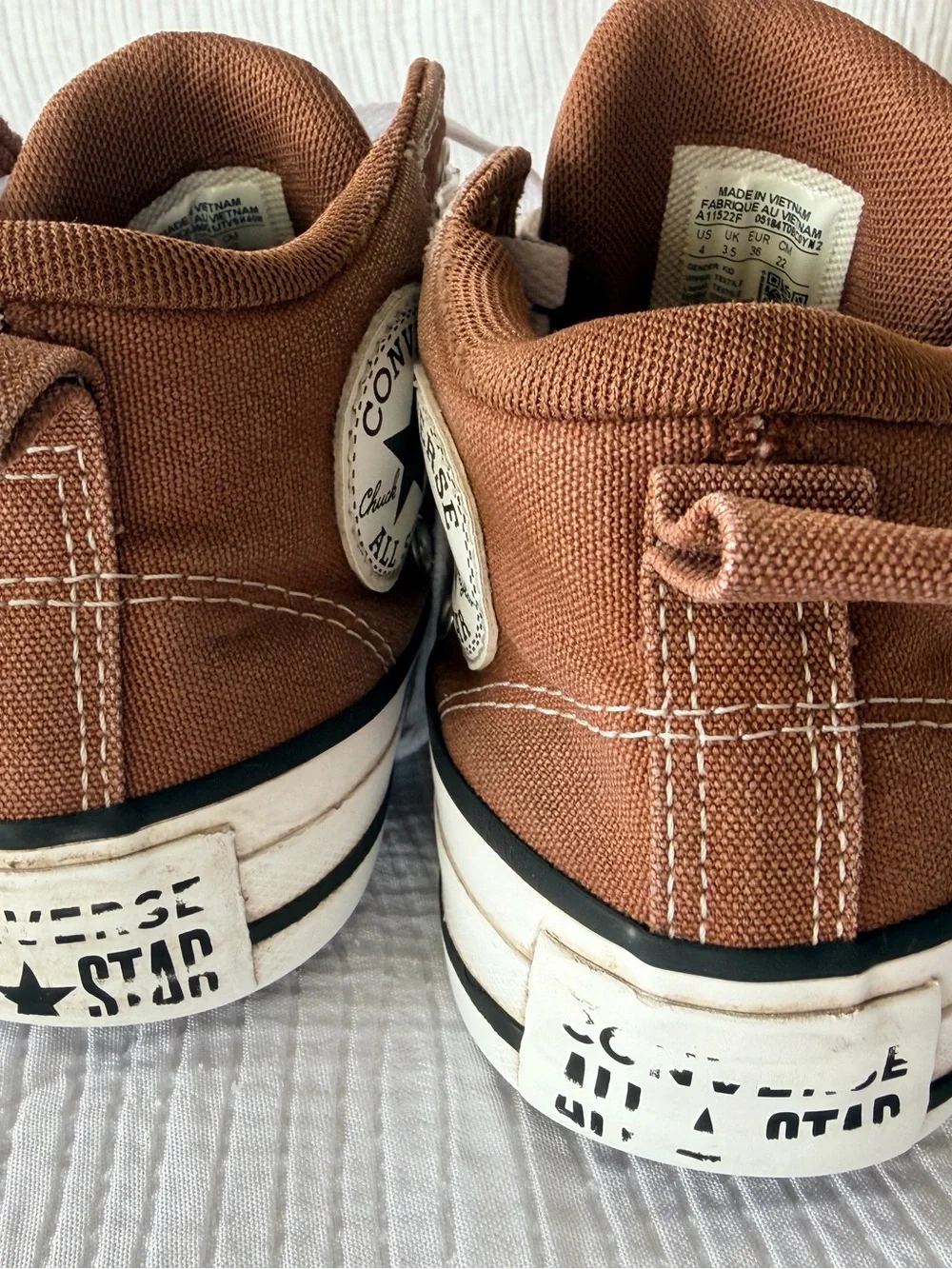Converse Chuck Taylor All Star High Top Kids Youth 4 Brown Canvas Sneakers